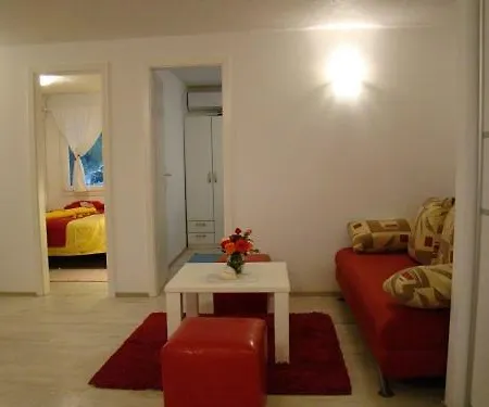 Διαμέρισμα Magical House On The Klek